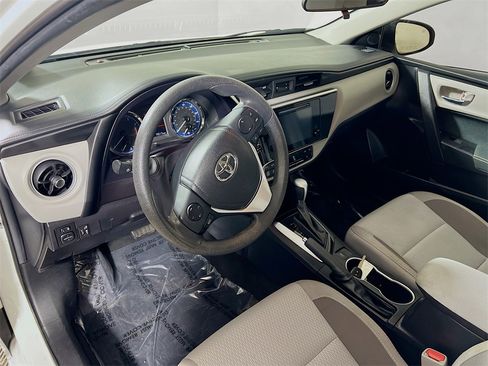 Certified 2019 Toyota Corolla SE image 10
