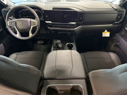 Certified 2025 Chevrolet Silverado 1500 RST w/ Convenience Package II AWD/4WD image 17
