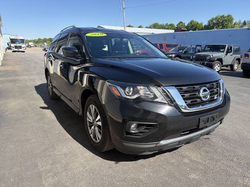 Used 2019 Nissan Pathfinder SL AWD/4WD image 4