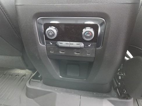 New 2026 GMC Yukon Elevation w/ Elevation Premium Package image 19