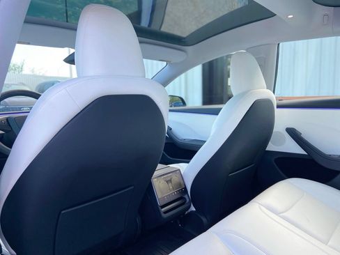 Used 2025 Tesla Model 3 Long Range RWD image 20