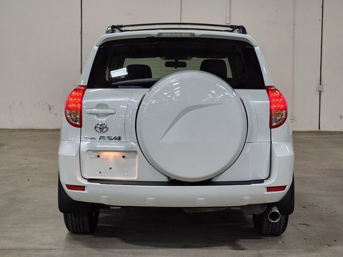 Used 2007 Toyota RAV4 Limited image 10