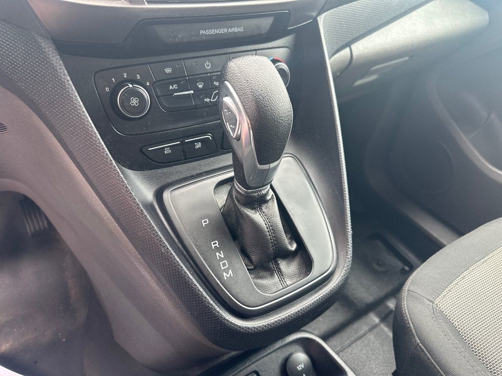 Used 2022 Ford Transit Connect XL FWD image 21
