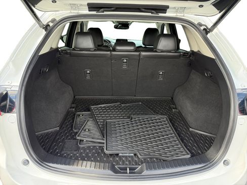 Used 2018 MAZDA CX-5 Touring w/ Preferred Equipment Package AWD/4WD image 17