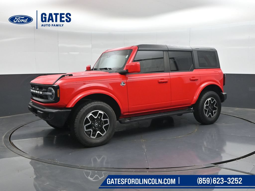 Used 2023 Ford Bronco Outer Banks AWD/4WD image 6
