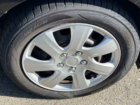 Used 2013 MAZDA MAZDA3 i SV FWD image 15