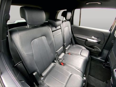 Used 2020 Mercedes-Benz GLB 250 image 19