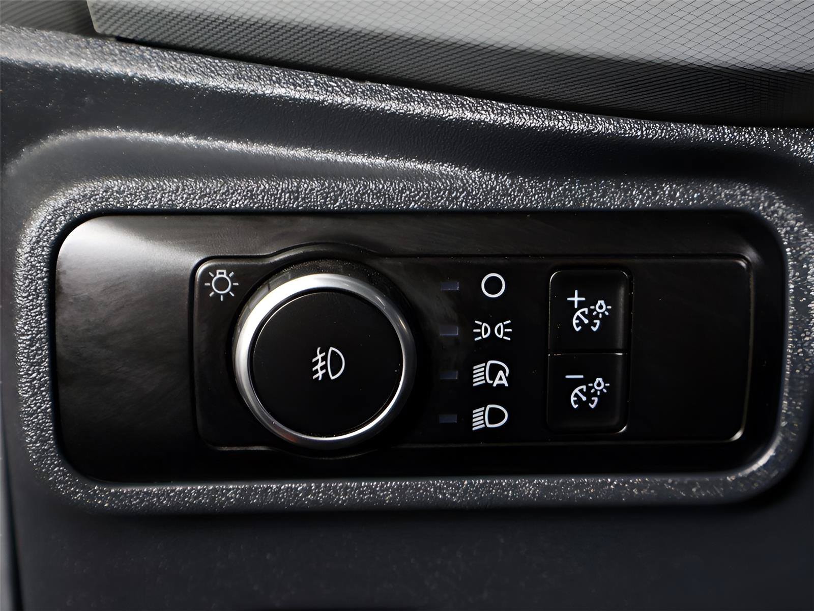 Used 2023 Ford Bronco Badlands AWD/4WD image 32