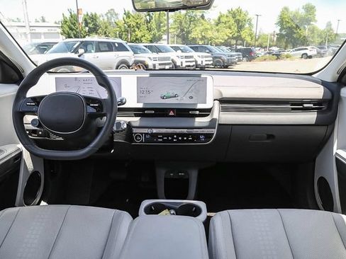 Certified 2024 Hyundai Ioniq 5 Limited RWD image 13