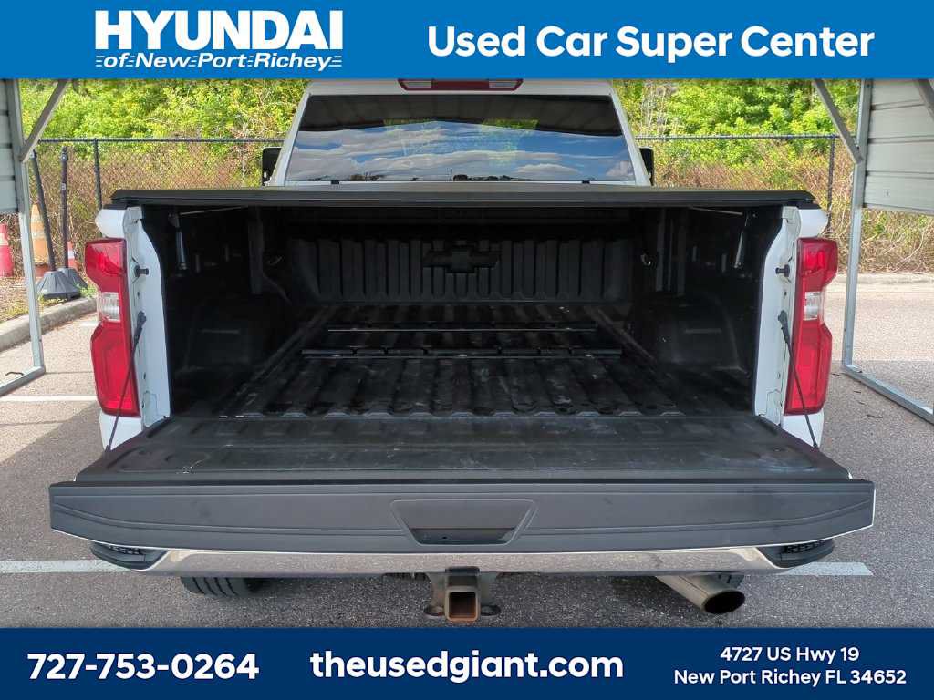 Used 2021 Chevrolet Silverado 2500 LTZ w/ Z71 Off-Road Package AWD/4WD image 12