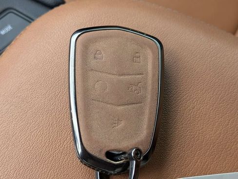 Used 2021 Cadillac XT5 Premium Luxury FWD image 25
