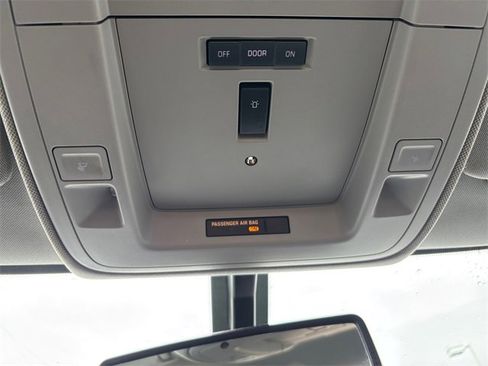 Used 2018 GMC Sierra 3500 4x4 Regular Cab w/ Sierra Convenience Package image 23