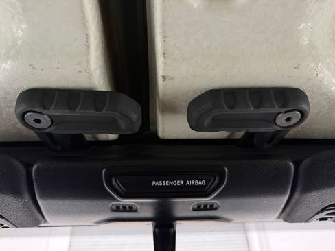 Used 2019 Jeep Wrangler Unlimited Sport S AWD/4WD image 22