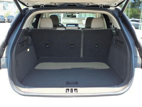 Certified 2023 Lincoln Nautilus AWD w/ Premium Package image 27