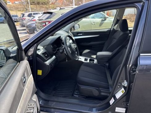 Used 2012 Subaru Legacy 2.5i image 9