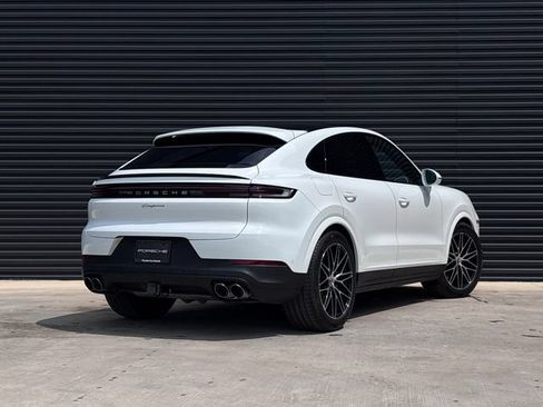 Certified 2026 Porsche Cayenne Coupe AWD/4WD image 7