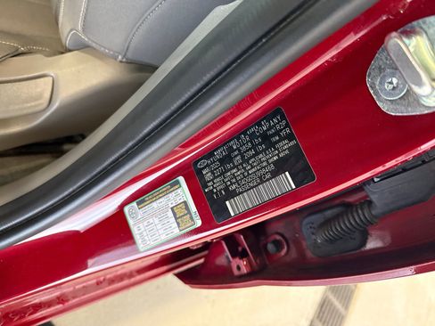 Used 2025 Hyundai Elantra SEL FWD image 11