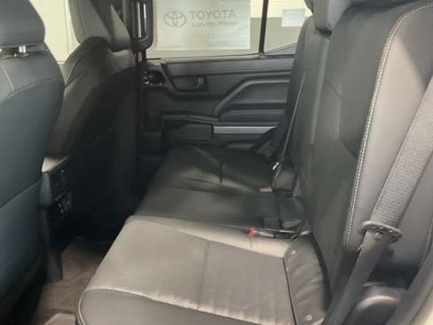 New 2026 Toyota 4Runner TRD Off-Road Premium AWD/4WD image 21