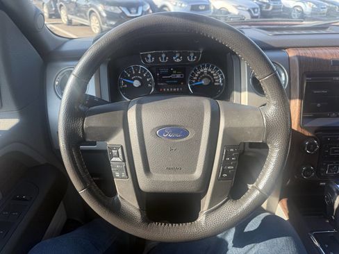 Used 2013 Ford F150 Lariat w/ Lariat Chrome Pkg image 23