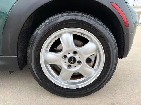 Used 2010 MINI Cooper Hardtop image 25