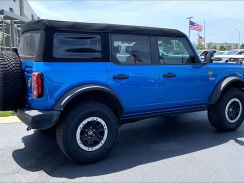 Used 2023 Ford Bronco Badlands AWD/4WD image 6