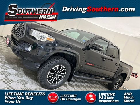 Used 2020 Toyota Tacoma TRD Sport w/ Technology Package AWD/4WD image 1
