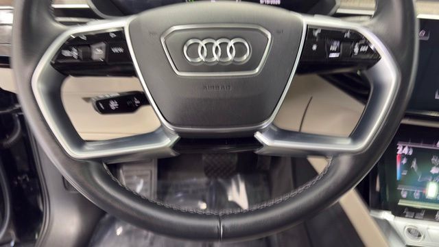 Used 2024 Audi Q8 e-tron Premium Plus w/ Premium Plus Package AWD/4WD image 38
