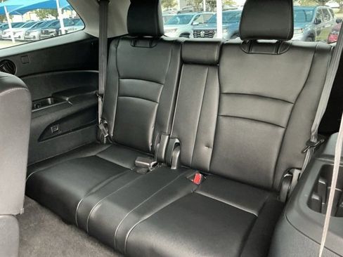 Used 2022 Honda Pilot Special Edition image 9