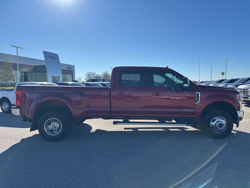 Used 2019 Ford F350 Lariat w/ Lariat Value Package image 10