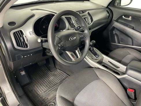 Used 2016 Kia Sportage LX AWD/4WD image 3