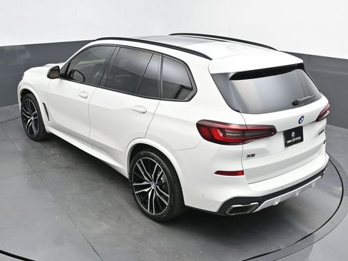 Certified 2023 BMW X5 M50i w/ Executive Package image 46