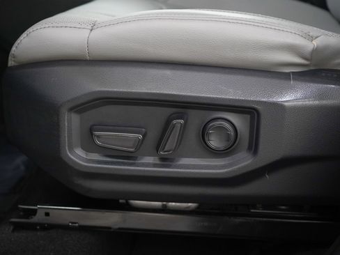 Used 2024 Toyota Tundra SR5 w/ SR5 Premium Package AWD/4WD image 28