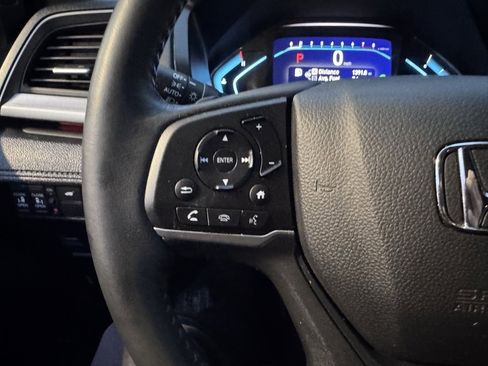 Certified 2024 Honda Odyssey Sport image 19