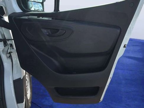 Used 2022 Mercedes-Benz Sprinter 2500 image 15