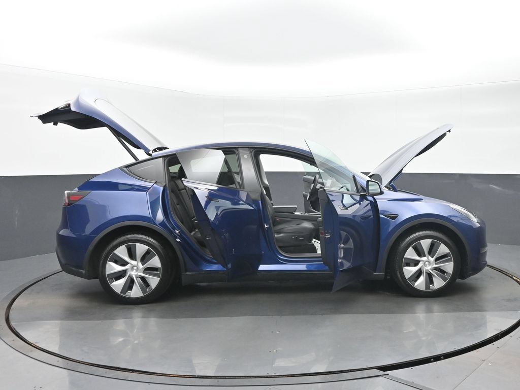 Used 2020 Tesla Model Y Long Range AWD/4WD image 38