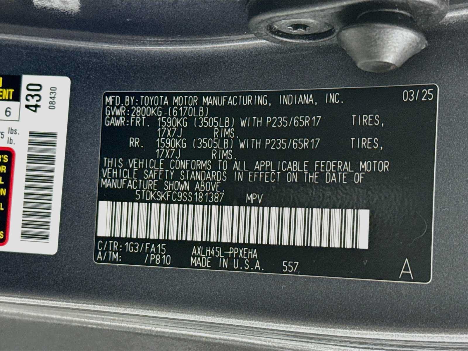 Used 2025 Toyota Sienna LE AWD/4WD image 29
