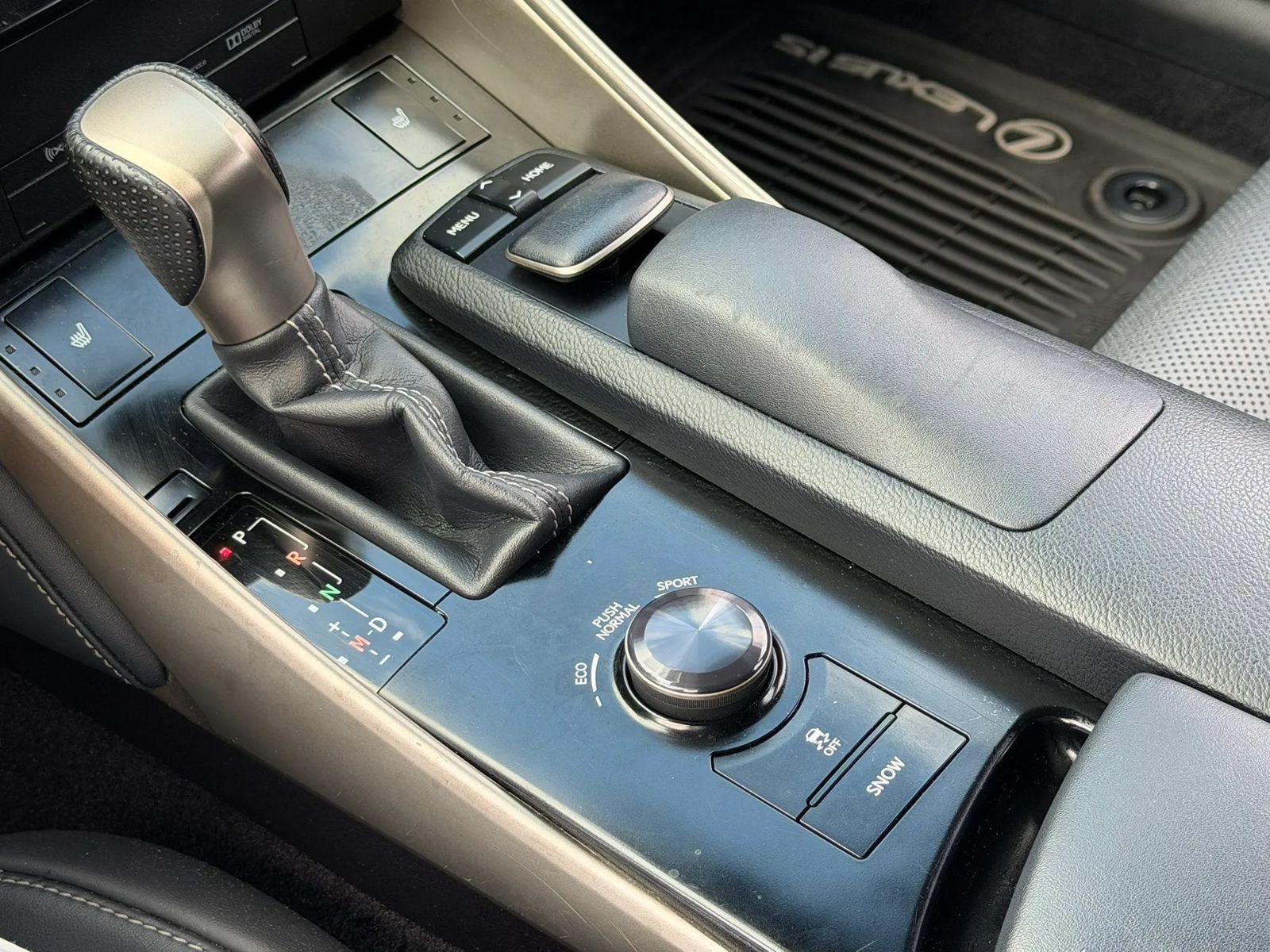 Used 2014 Lexus IS 250 w/ F-Sport Package RWD image 21