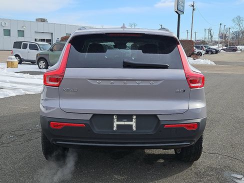 New 2026 Volvo XC40 B5 Ultra w/ Protection Package Premier image 5