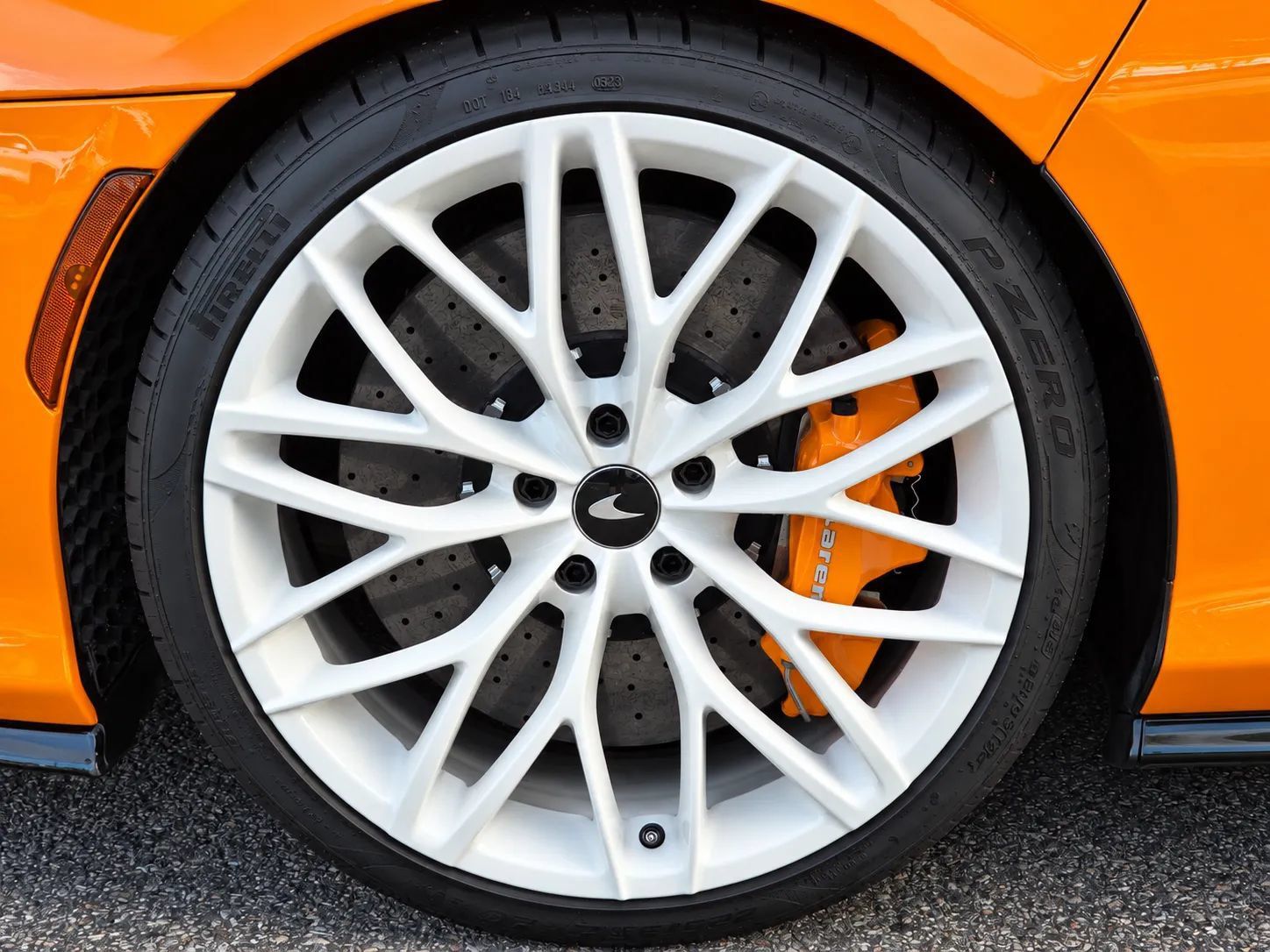 Used 2023 McLaren GT RWD image 28