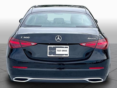 Used 2025 Mercedes-Benz C 300 4MATIC Sedan image 5