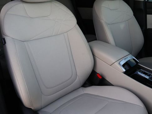 Certified 2025 Hyundai Tucson SEL image 17