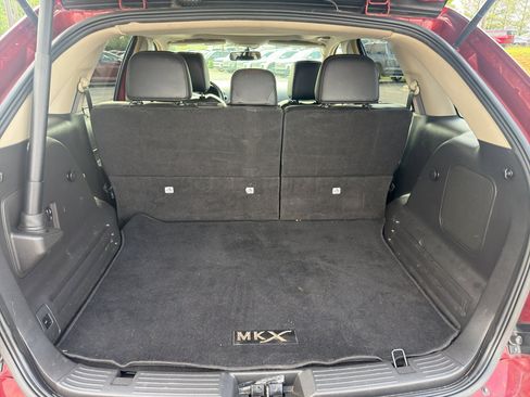 Used 2013 Lincoln MKX FWD image 9