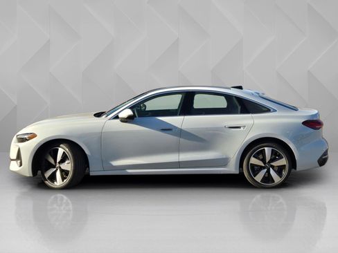 Used 2025 Audi A5 2.0T Premium Plus w/ Premium Plus AWD/4WD image 3