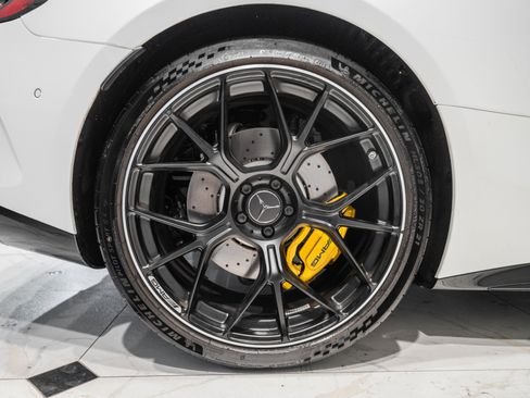 Used 2025 Mercedes-Benz AMG GT 63 image 17
