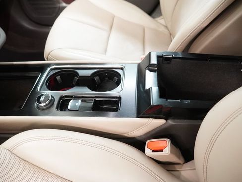 Used 2021 Lincoln Corsair AWD w/ Premium Package image 25
