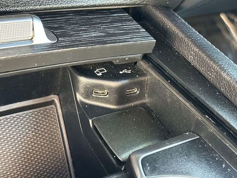 Used 2022 Mercedes-Benz GLE 350 image 39