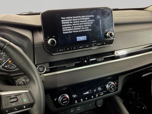 Used 2022 Mitsubishi Outlander SE FWD image 9