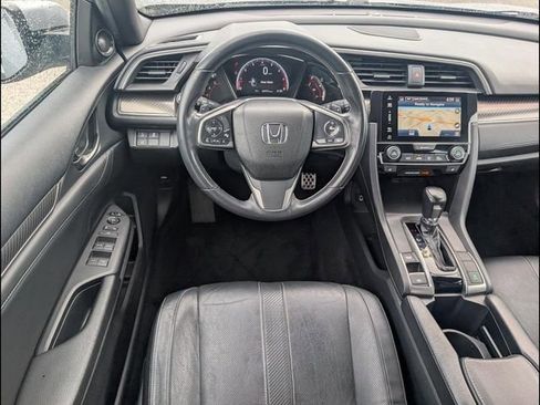Used 2018 Honda Civic Sport Touring image 7