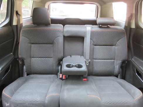 Used 2017 GMC Acadia SLE w/ Driver Alert Package I image 21