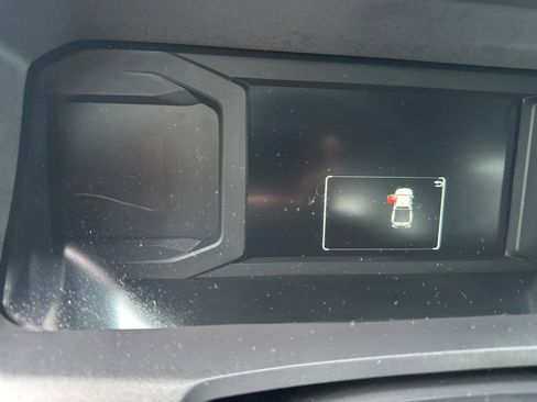 Used 2025 Toyota Tacoma SR5 image 5